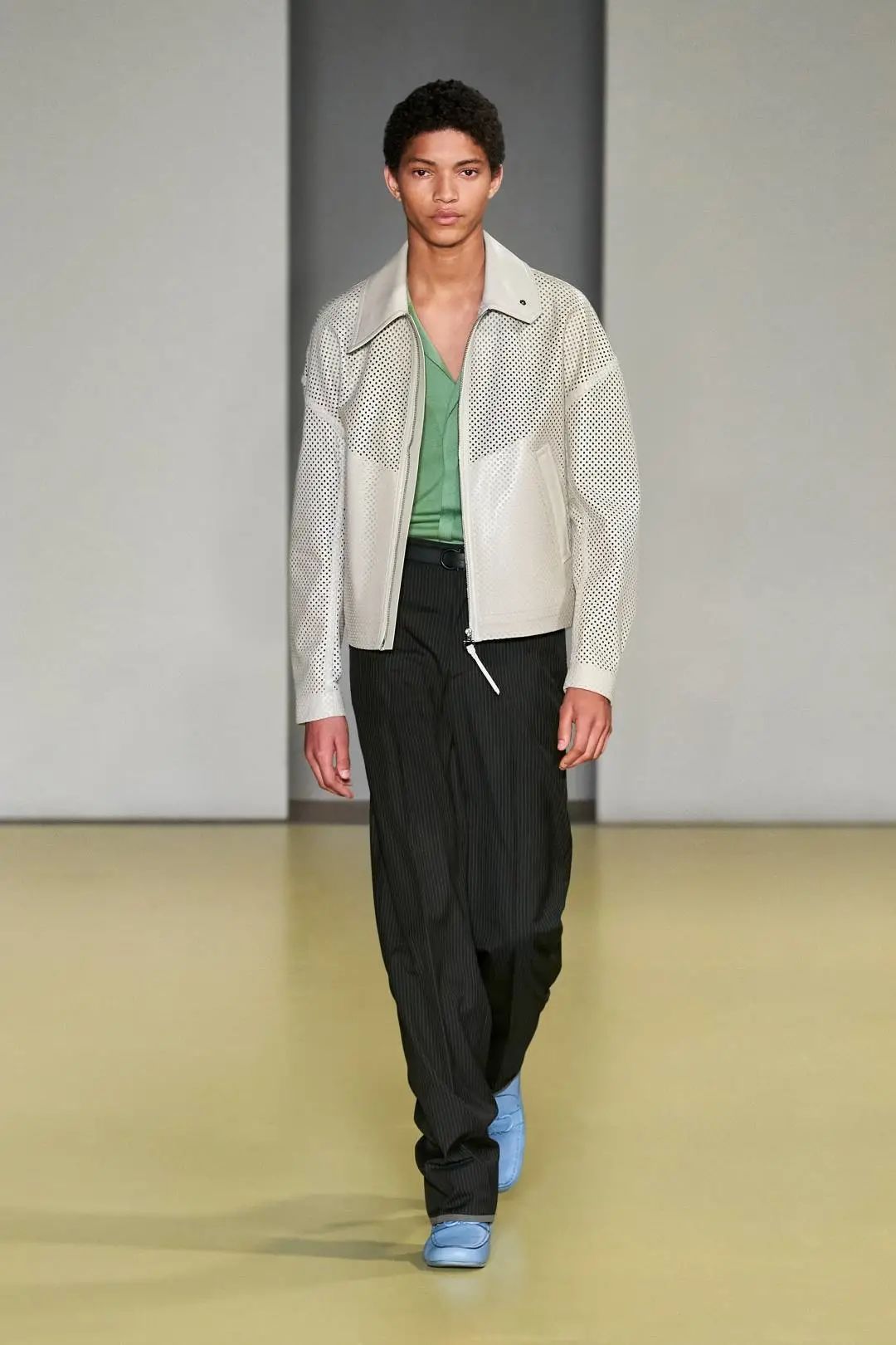 2020时装周解读,井然有序全文