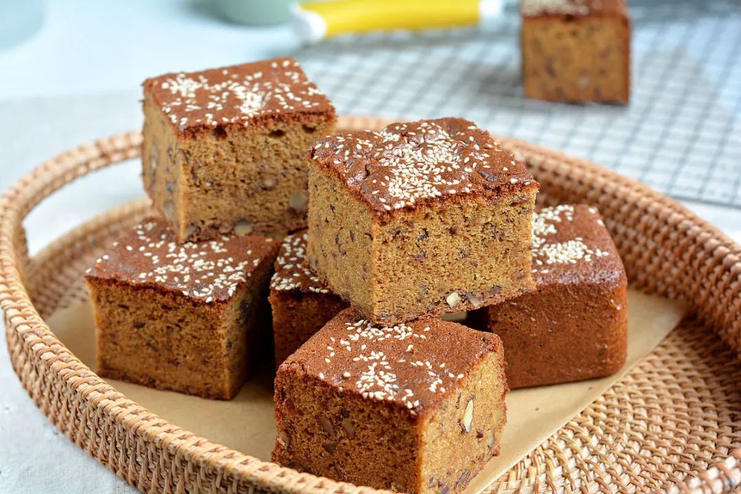 一日吃三个枣容颜不会老,一日吃三蒸枣终身不显老