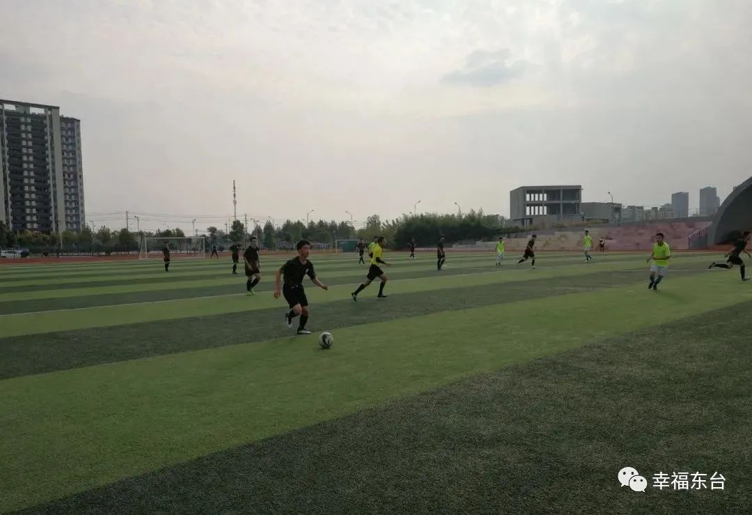 盐城市第一小学足球队比赛,东台中小学生足球比赛