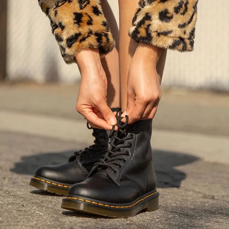 会热的马丁靴,马丁靴自动贴合脚型