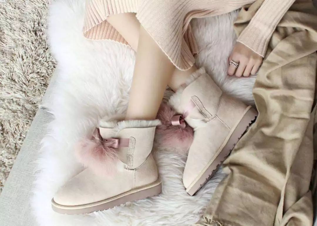 秋冬爆款加绒雪地靴,潮冬爆款加绒雪地靴
