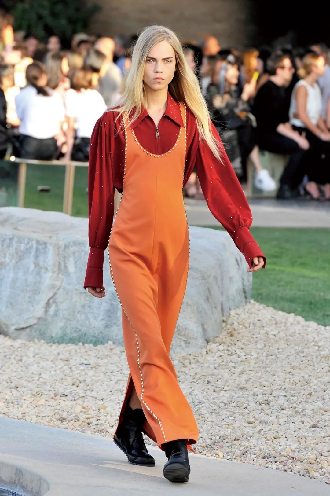 为了盒子而买的东西,买了一盒钻戒