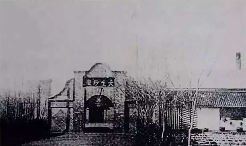 温铁军谈国企对国家的贡献,赞扬温铁军