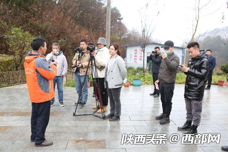 突出富民导向带动群众多渠道增收,提质增效保证贫困户稳定增收