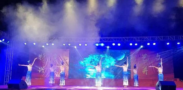 株洲市十八中学艺术节圆满成功,株洲八中文艺表演