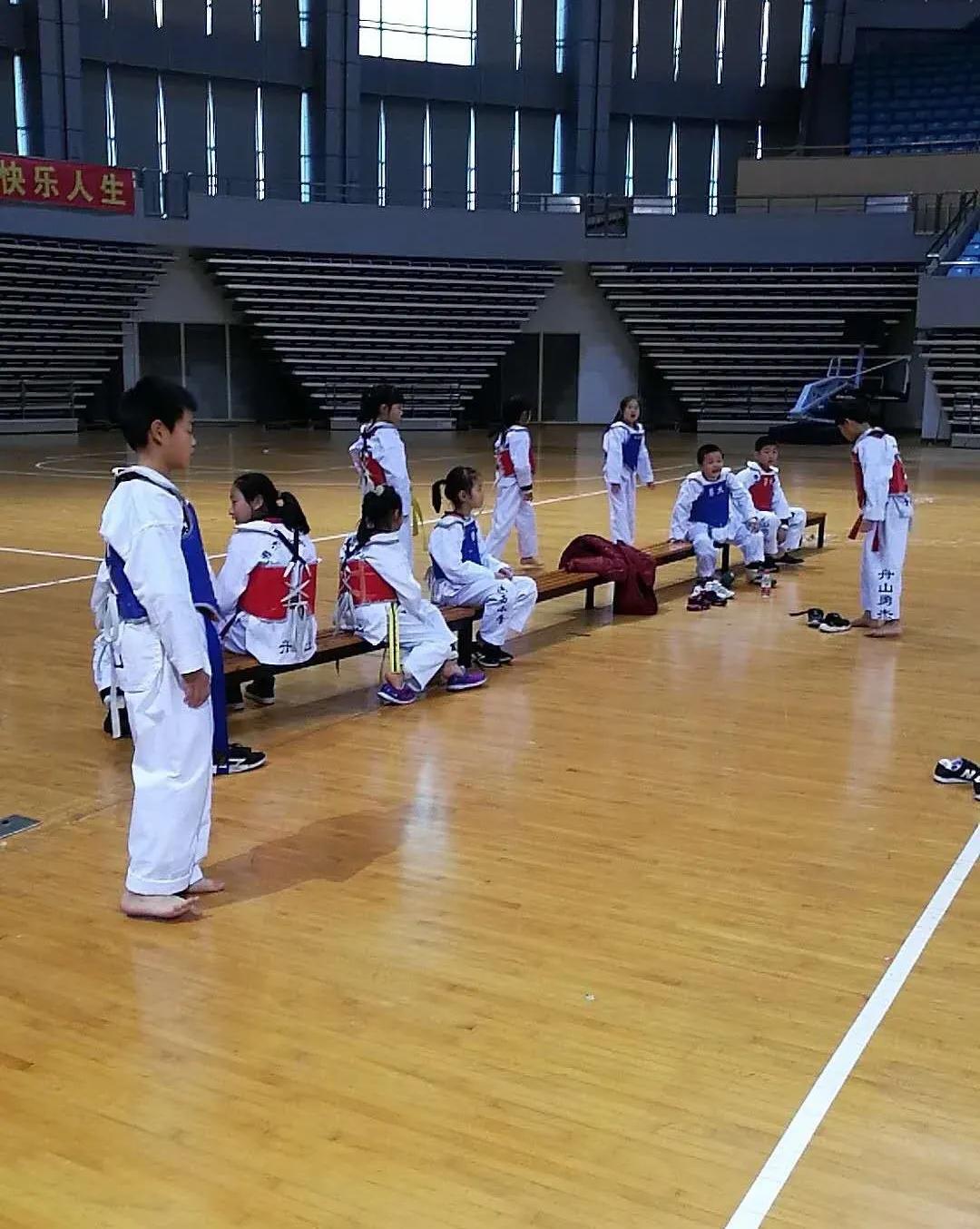 舟山小学亮相,浙江省舟山市城西小学体育