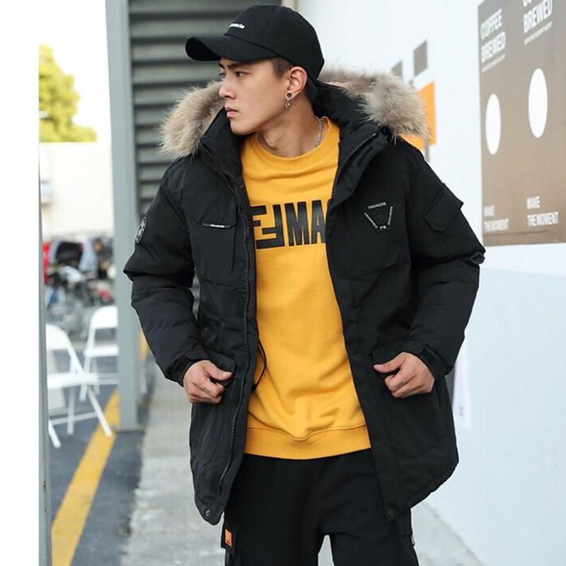 羽绒服千万别乱买这样穿又暖又美,羽绒服穿大的暖还是贴身的暖