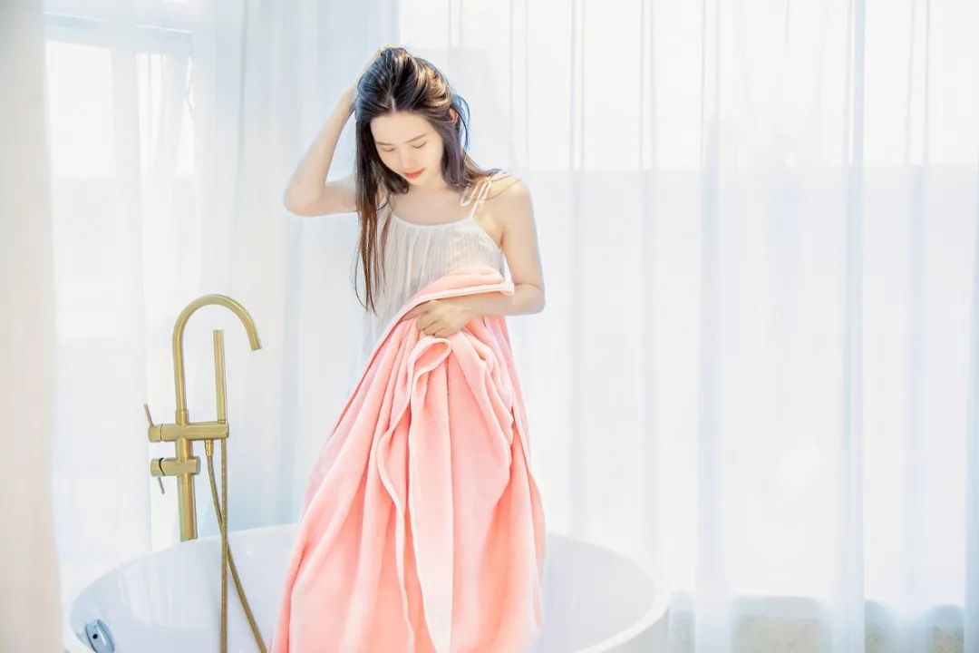 浼氬枬姘寸殑姣涘肪,浼氬惛姘寸殑娴村肪