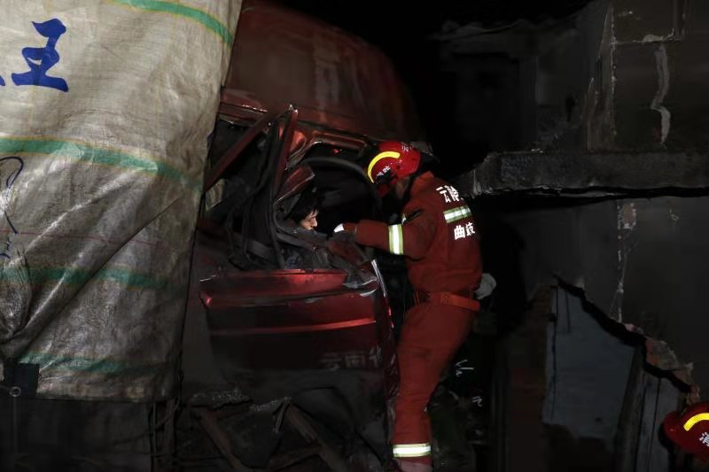 富源南路消防救援站,富源消防救援大队出警视频