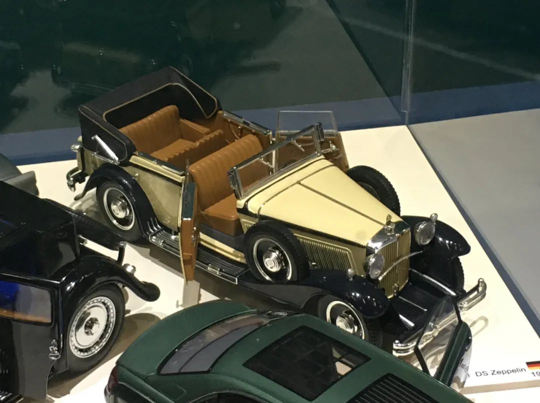 顶级1:18限量版车模,全球第一汽车收藏家