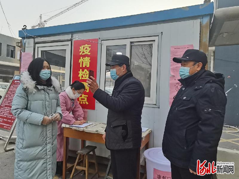 300多名党员干部坚守防汛一线,河北衡水万名党员奋战防汛一线