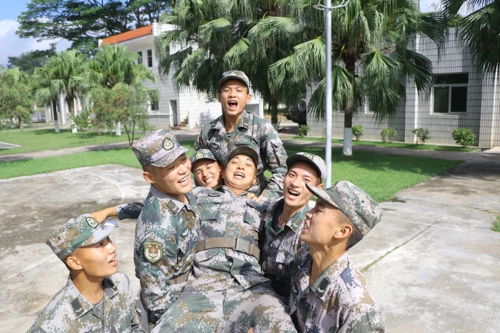 70年代部队生活视频,中俄边境部队真实生活