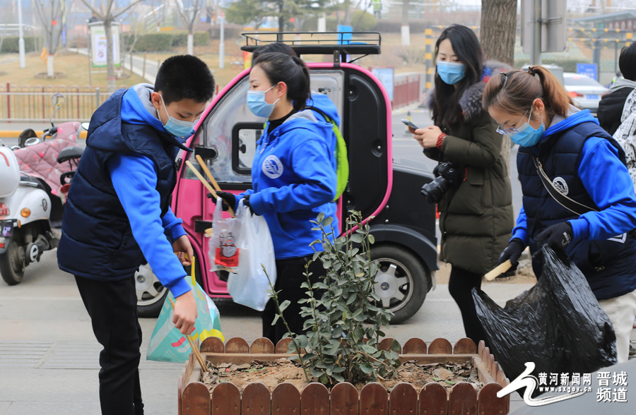 晋城“顺手捡跑团”:跑个步整条街都干净了