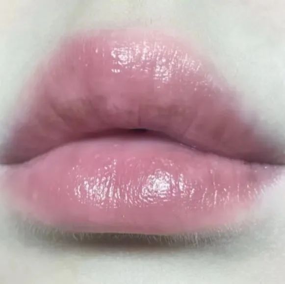 凭借不老神颜抢到男神45岁却难逃变老变丑的命运她到底做错了什么？