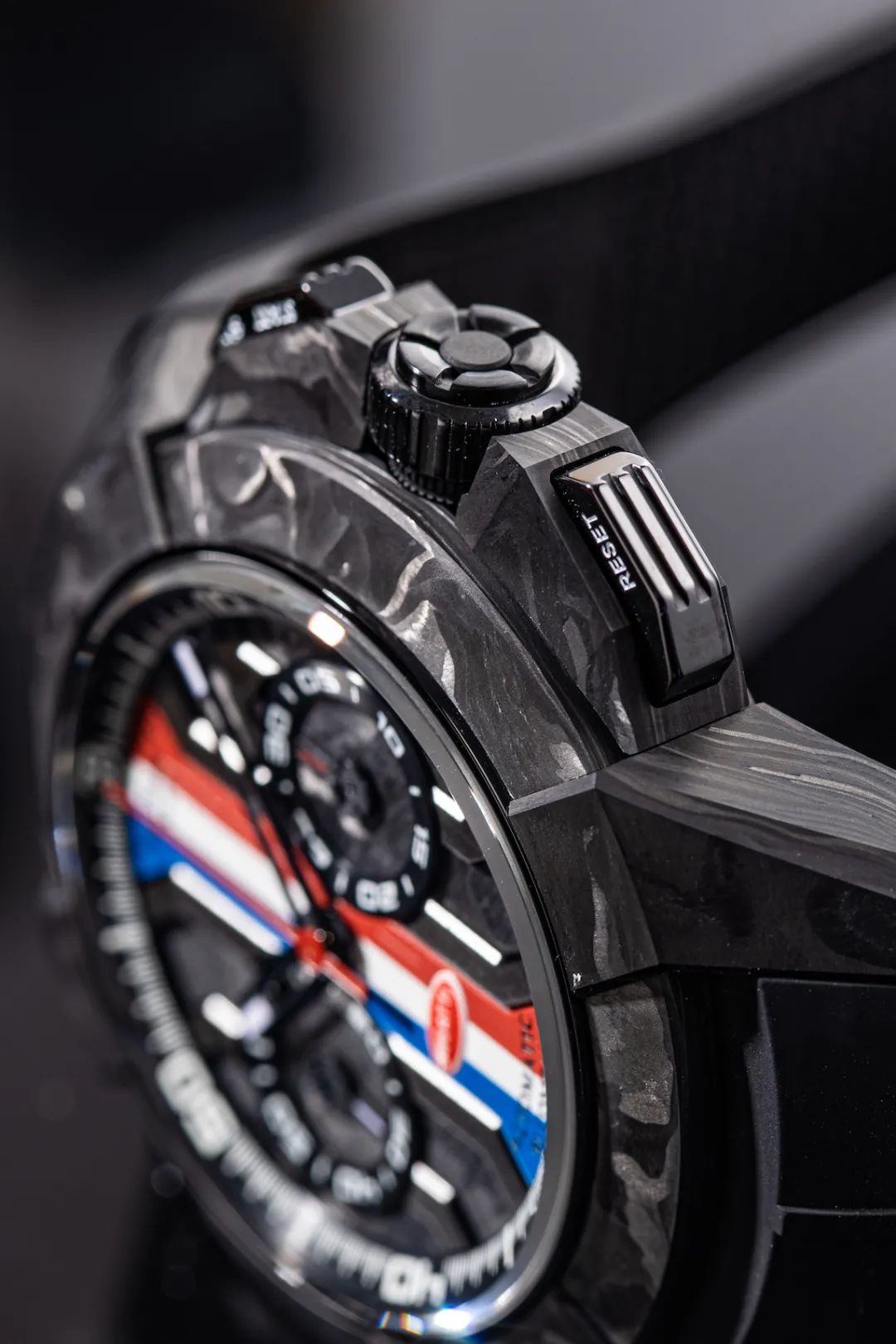 速激布加迪,布加迪联名款智能手表