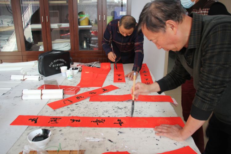 迎春纳福对联,纳福迎祥春联