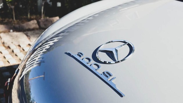 敞篷真拉风体验奔驰slc300跑车,12年奔驰sl300敞篷升级新款