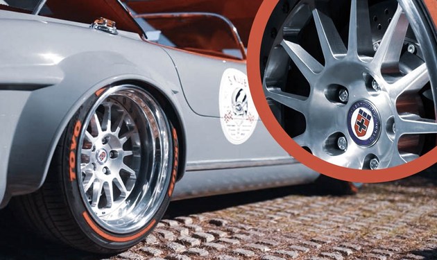 敞篷真拉风体验奔驰slc300跑车,12年奔驰sl300敞篷升级新款