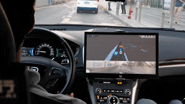 下班搭乘元戎启行Robotaxi，深圳闹市街区表现如何？丨新智驾实测