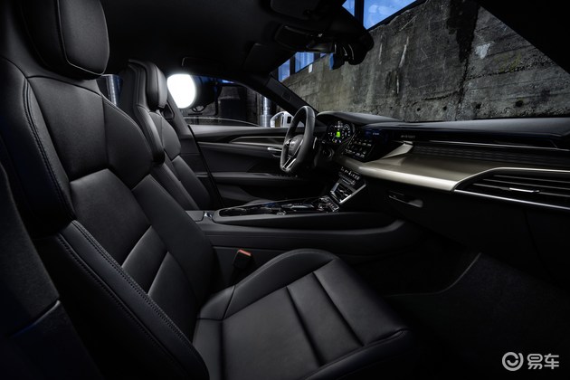 奥迪rsgte-tron,奥迪e-trongt2022试驾