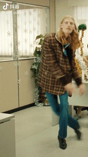 gucci最近在玩什么,gucci又开始出爆款了