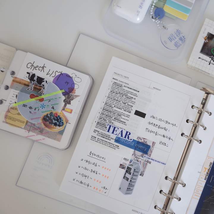 有人为此一年花五六千元！这花里胡哨的小本子，到底有啥魅力