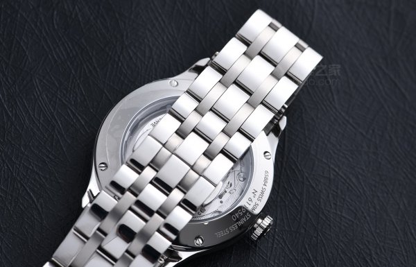 现代绅士之选名士尽显极致优雅