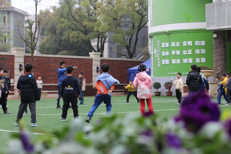 执手春天灼灼其华——咔嚓社最美遇见之寻找校园春意篇