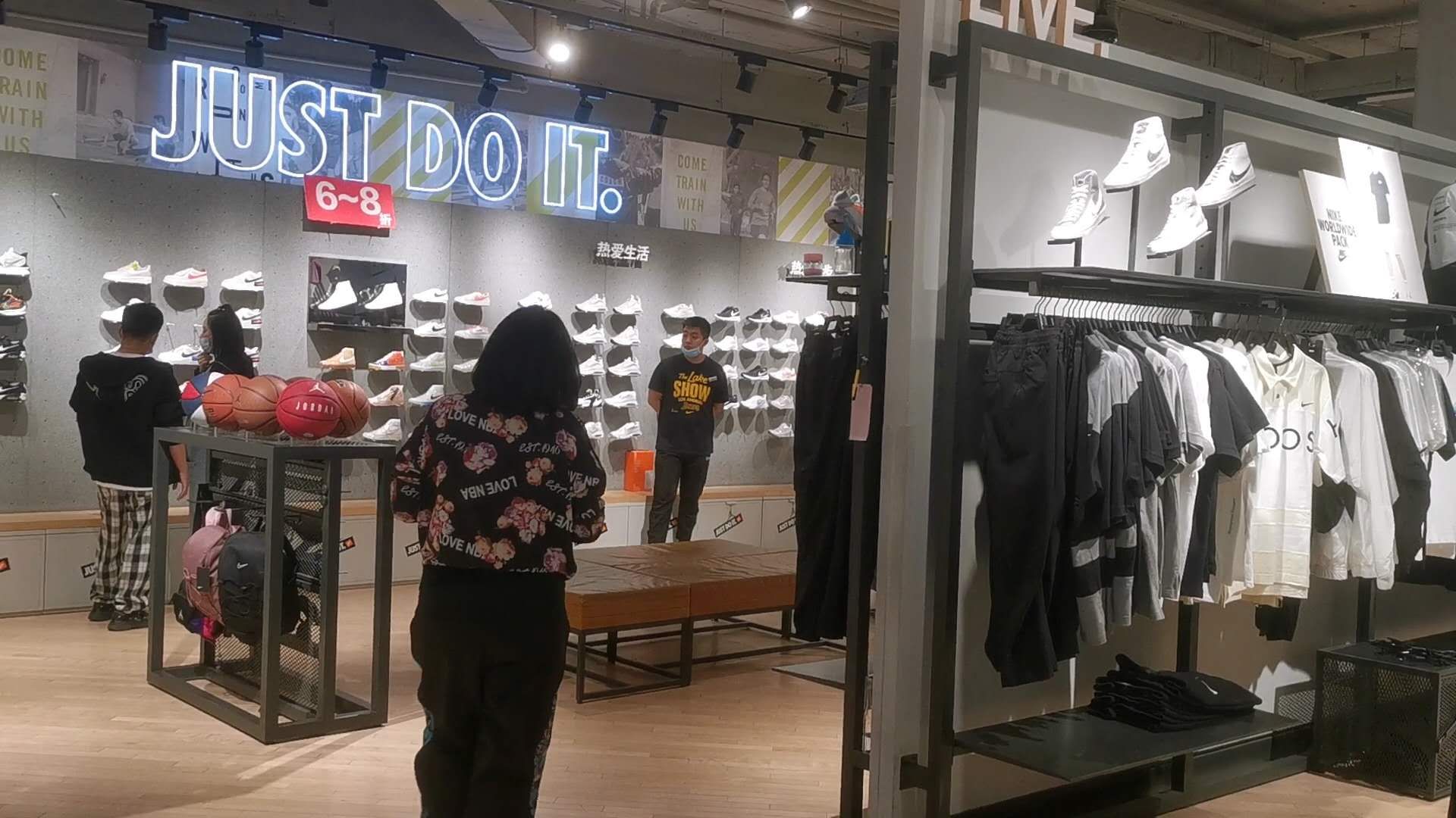 春节各大商场活动,清明小长假来啦