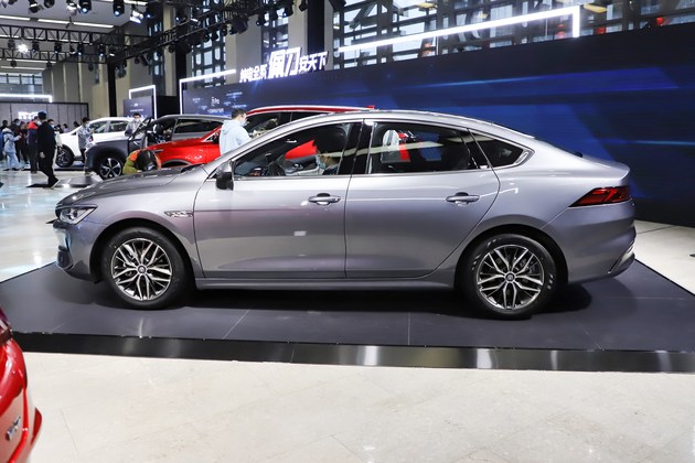 比亚迪秦plusdm-i冠军版55km续航,比亚迪秦plusdmi冠军版55km纯电