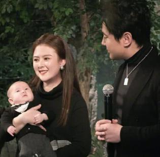 沈腾王琦近况,沈腾3岁儿子正脸照