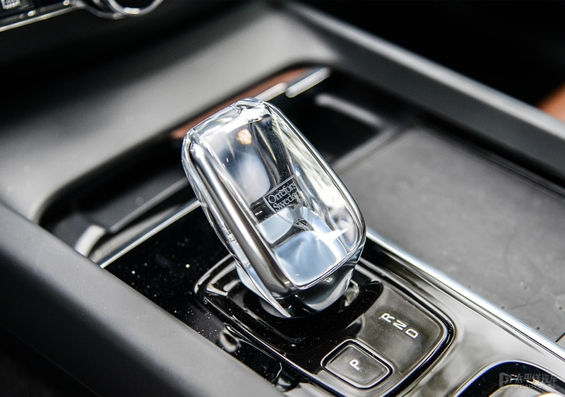 沃尔沃xc60可以上绿牌吗,沃尔沃xc60黑色多少钱