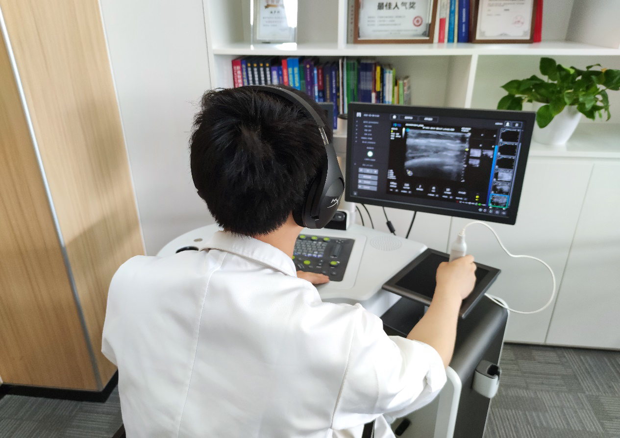 数百里外“悬丝诊脉” ，上海十院5G远程超声机器人“云义诊”到浙江安吉