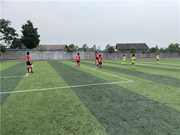 学校足球特色活动发展,足球进校园训练明细