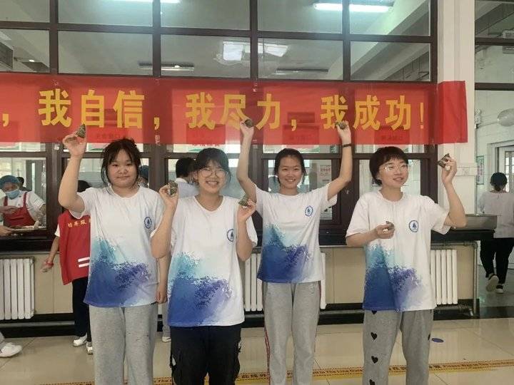 青春不散场未来皆可期,青春不散场毕业再起航