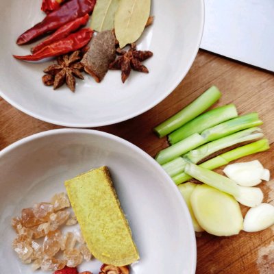 牛筋头巴脑怎样做好吃又软烂,筋头巴脑一锅香所需食材