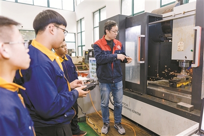 鄞州职教中心好吗,鄞州职业教育中心是职校吗