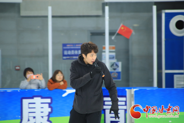 滑冰赵教练,滑冰赵老师本人抖音号