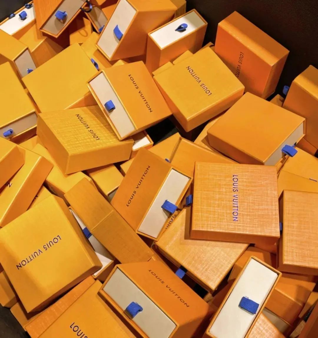 盲盒lv被罚款,lv盲盒真的还是假的