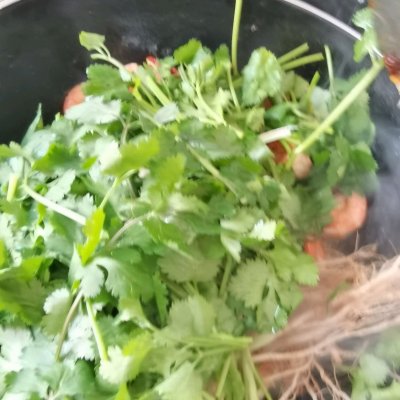 周幺姑香辣虾的家常做法,排骨香辣虾干锅的做法视频