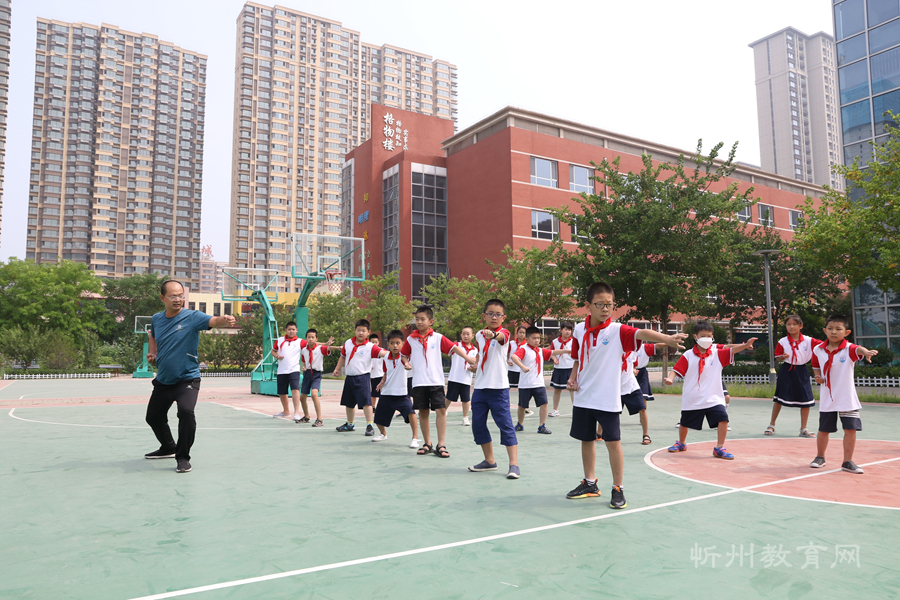 午托长征小学,长征小学夏令营