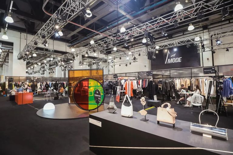 2022春夏时装周走秀视频,时装周2022春夏