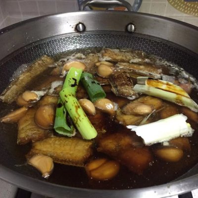 糖蒜汁红烧带鱼,糖醋带鱼怎么红烧最好吃