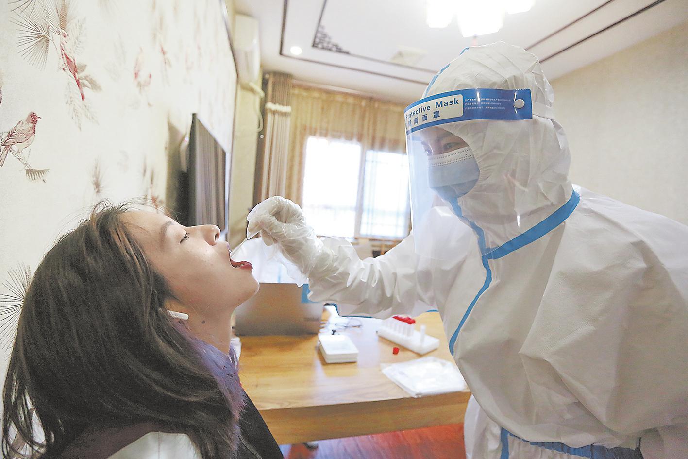 致敬！赛场内外的“小角色”——十四运会篮球女子五人制U19组比赛赛事服务者群像素描