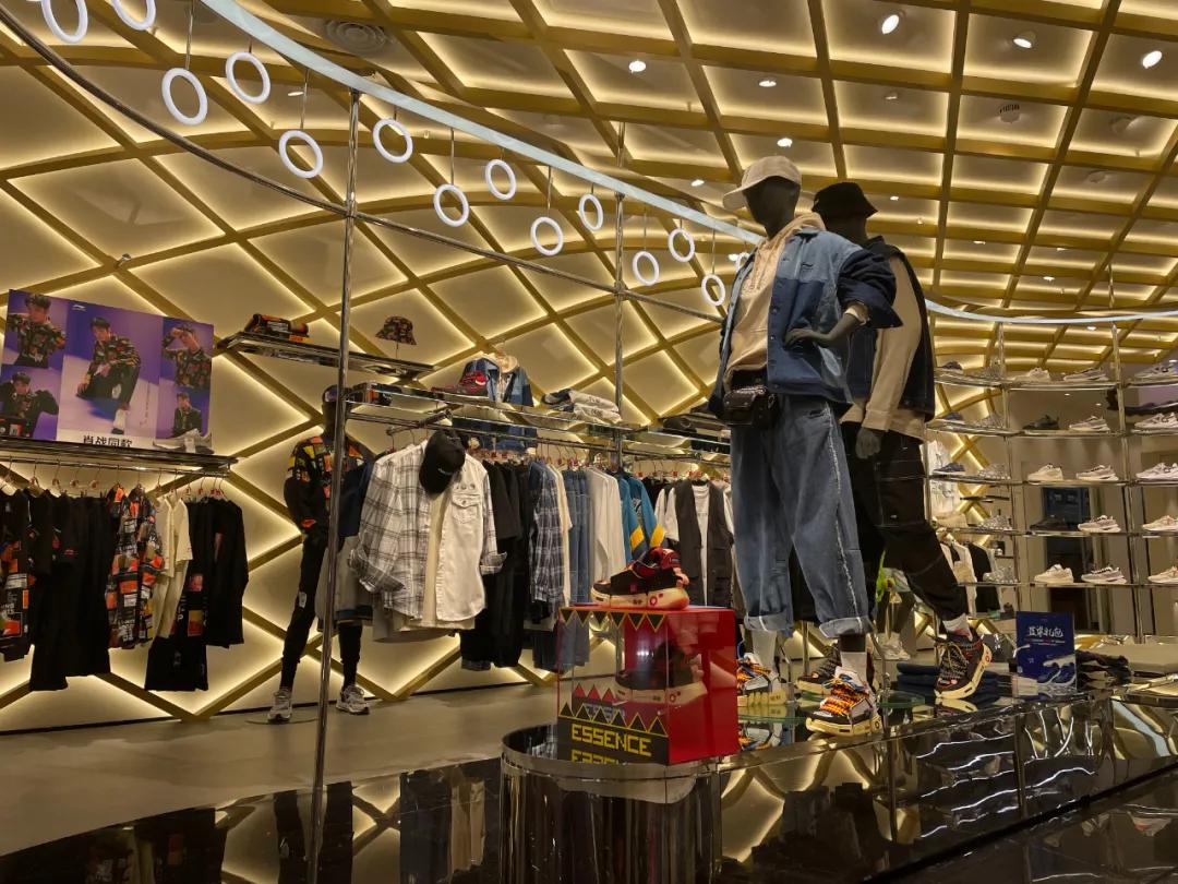 合肥银泰百货亲子游玩,国庆嘉年华潮玩亲子游