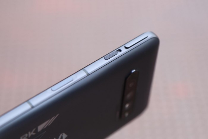 黑鲨4s游戏体验,黑鲨4s游戏测试王者荣耀