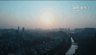 我的朋友圈因为迷雾剧场吵翻了