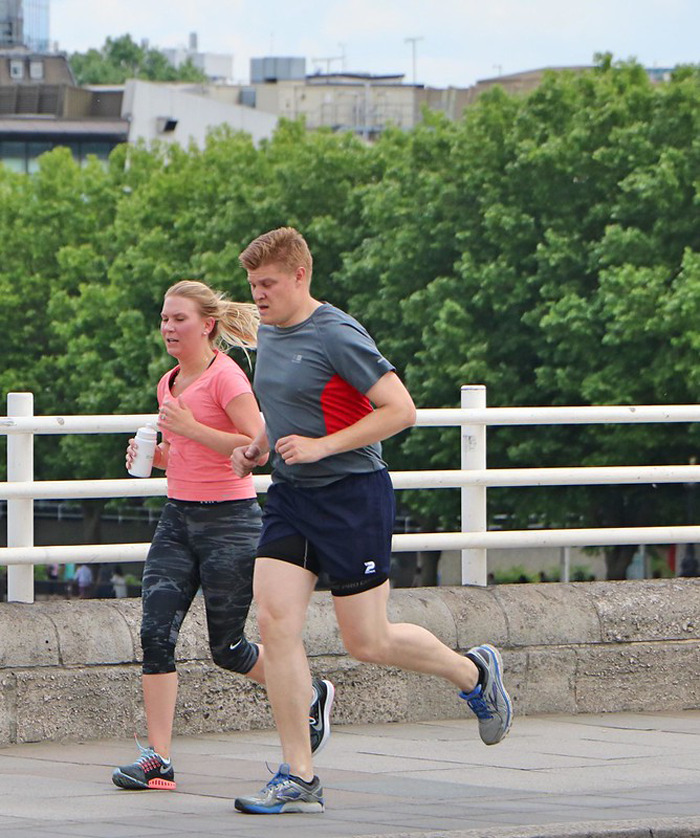 歪果网友分享自己暂时逃避现实的方法,压力大时可以试试了