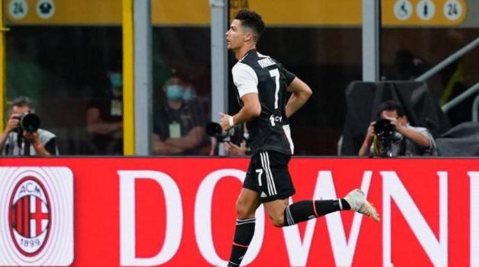 c罗疯狂技能大全,c罗疯狂的过人视频