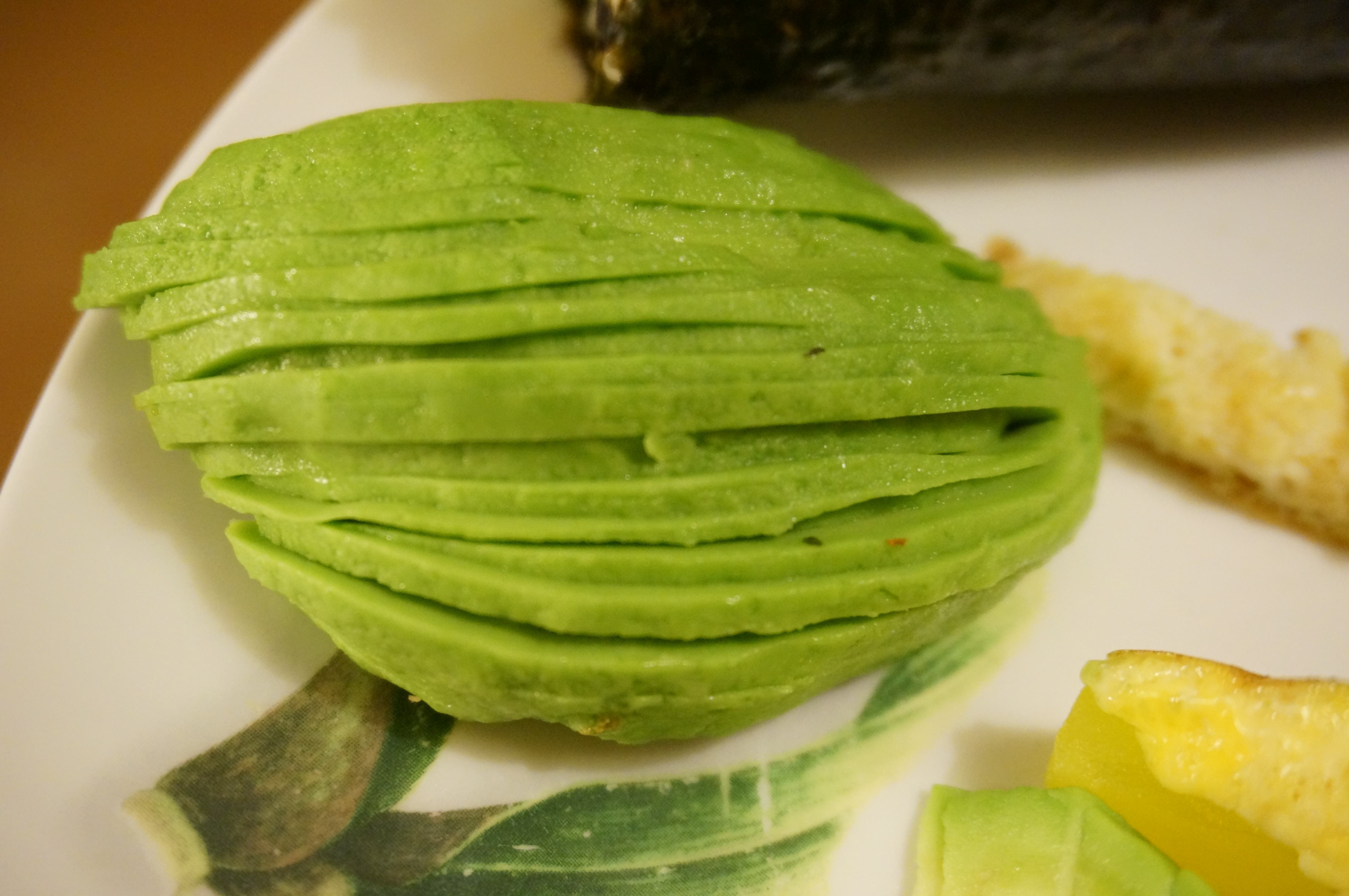 减肥能吃牛油果香蕉榨汁吗,减肥期间可以吃牛油果和蓝莓吗